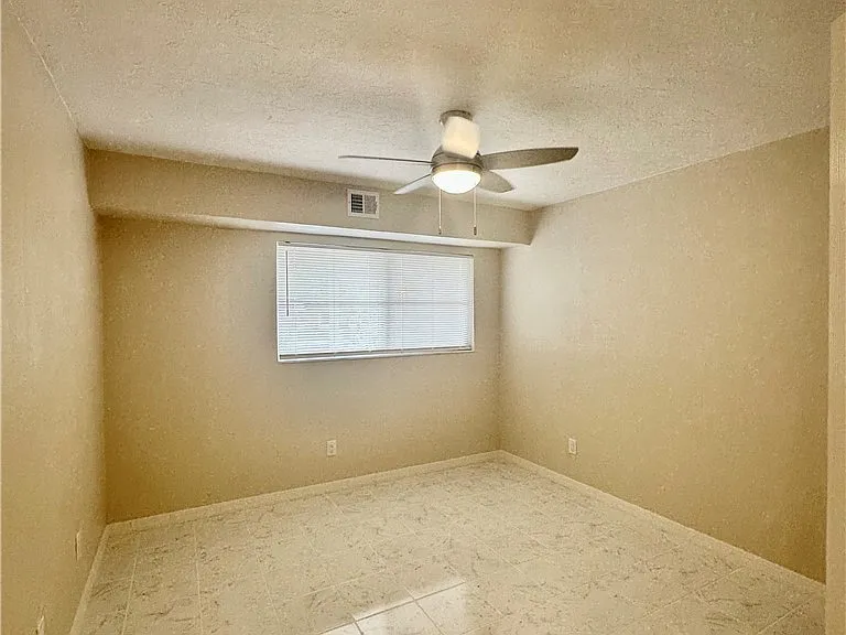 4802 Tudor Dr #102 — Photo 11