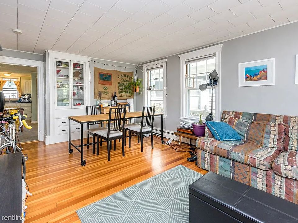 1st image of 20 Prescott St #1