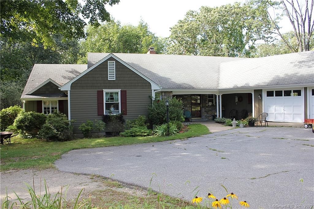 154 Case St, Norwich, CT 06360 Zillow