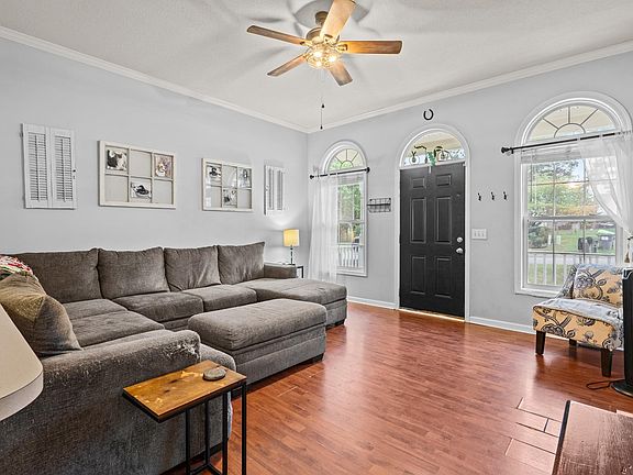 5th image of 225 Hallie Hills Pl