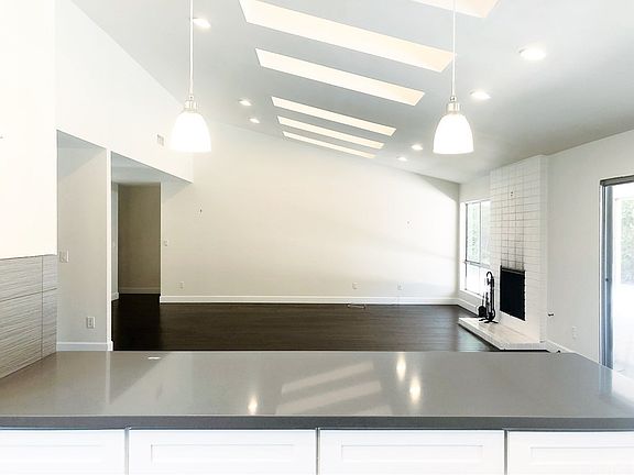 5th image of 23732 Gerrad Way