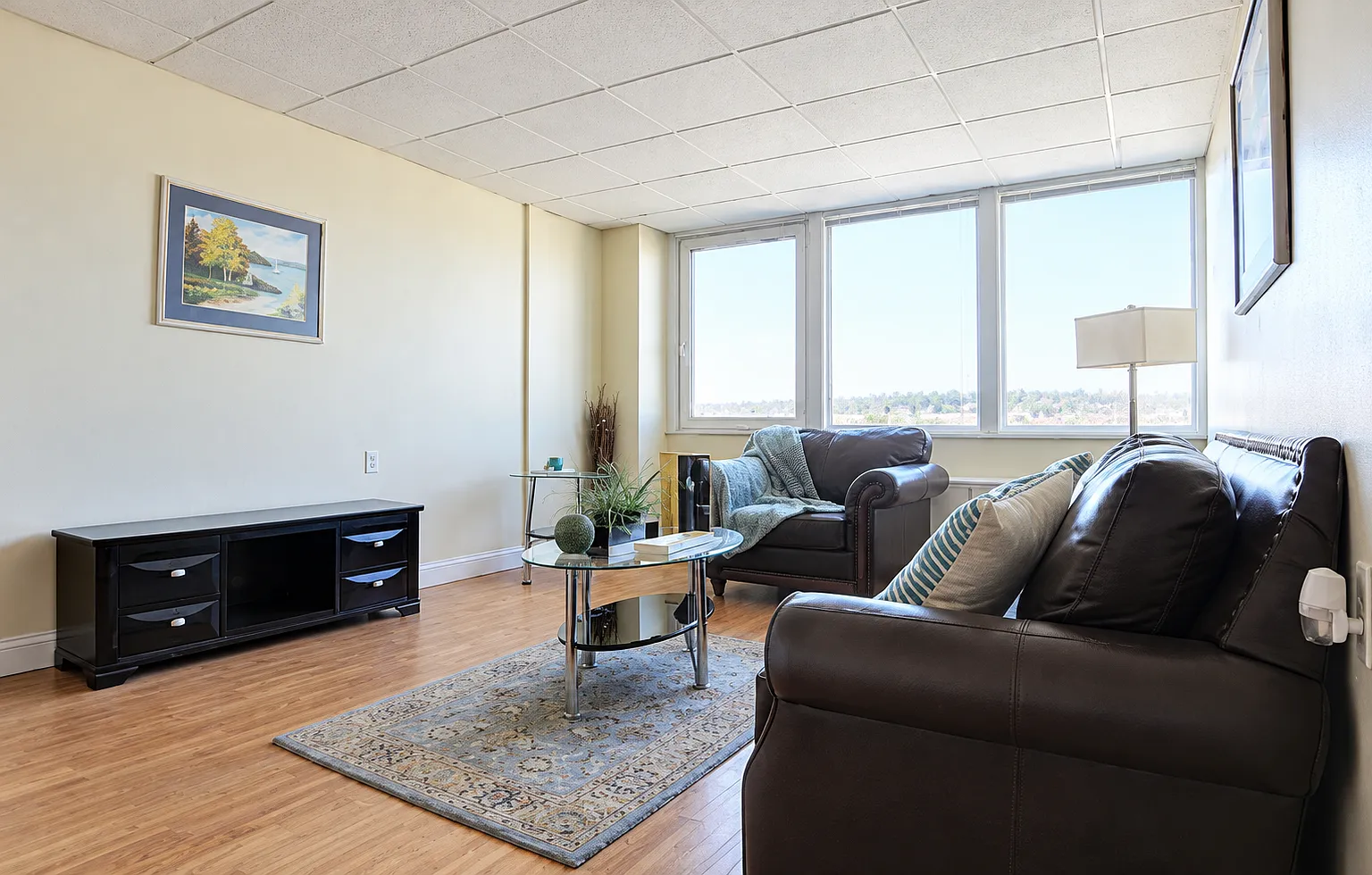 2 bed, $1,810 — Photo 1