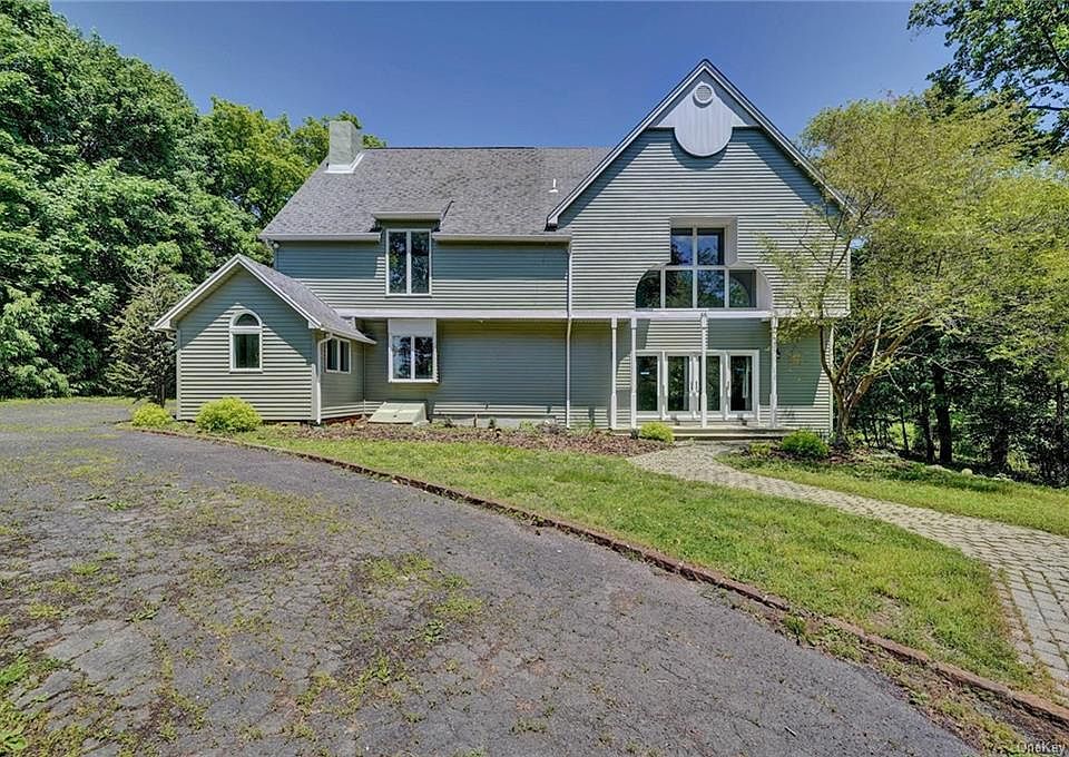1st image of 55 Creekside Ln
