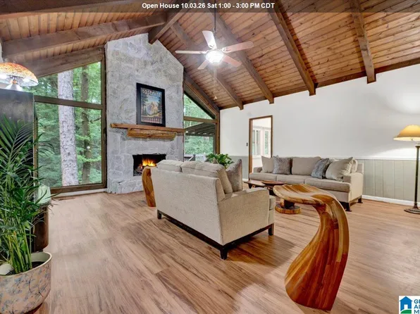 737 Bailey Brook Cir, Birmingham, AL 35244