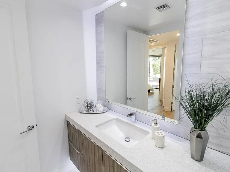 6834 N 72nd Pl — Photo 41