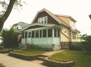 2904 S 8th St, Milwaukee, WI 53215