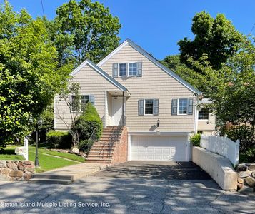 407 Edinboro Rd, Staten Island, NY, 10306