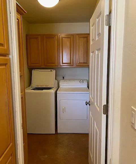 1405 E Lester St — Photo 5