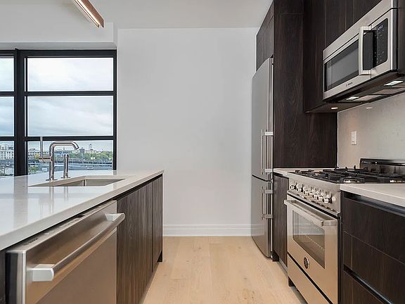 4th image of 11-51 47th Ave #5D