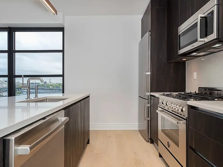 11-51 47th Ave #5D — Photo 4