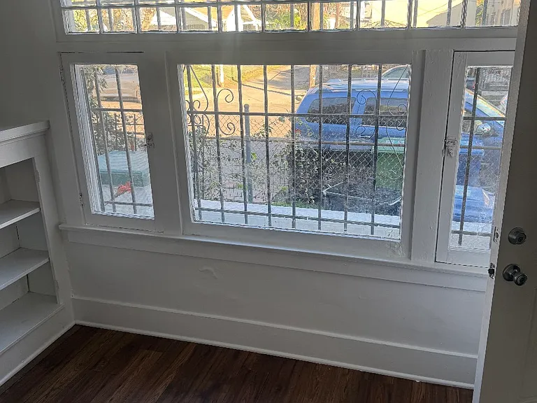 4327 Halldale Ave — Photo 3