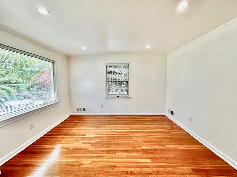 1010 Kennon Ct — Photo 5