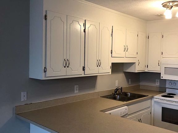 2nd image of 1133 Homestead Garden Ct APT 11