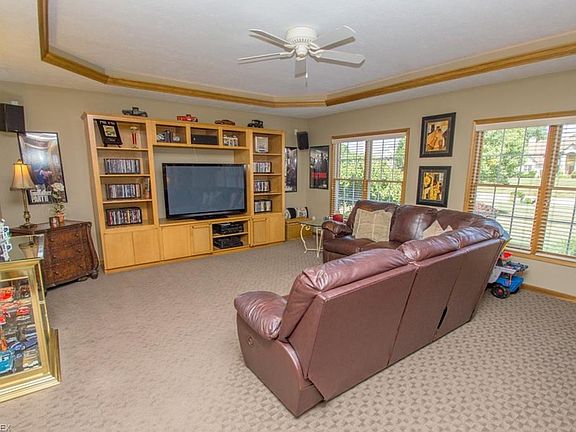 3rd image of 24803 River Glen Dr