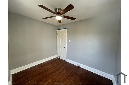 102 E Ashmead St Photo 1