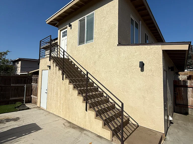 6189 Severin Dr — Photo 10