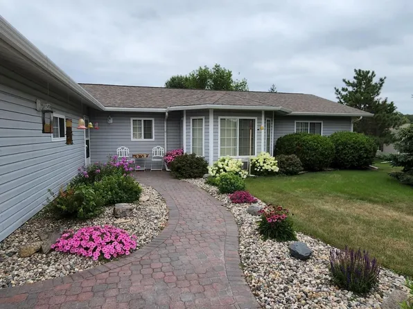 15347 Sunset Hill Dr, Detroit Lakes, MN 56501
