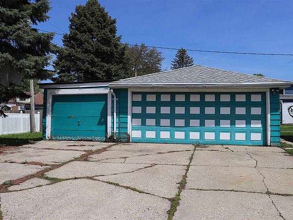 2nd image of 1340 S Grant Ave