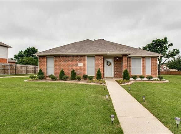 2nd image of 2220 Mallard Ct