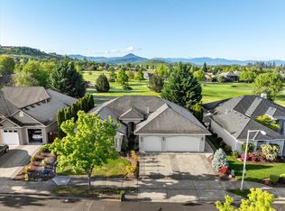 956 Saint Andrews Way, Eagle Pt, OR 97524