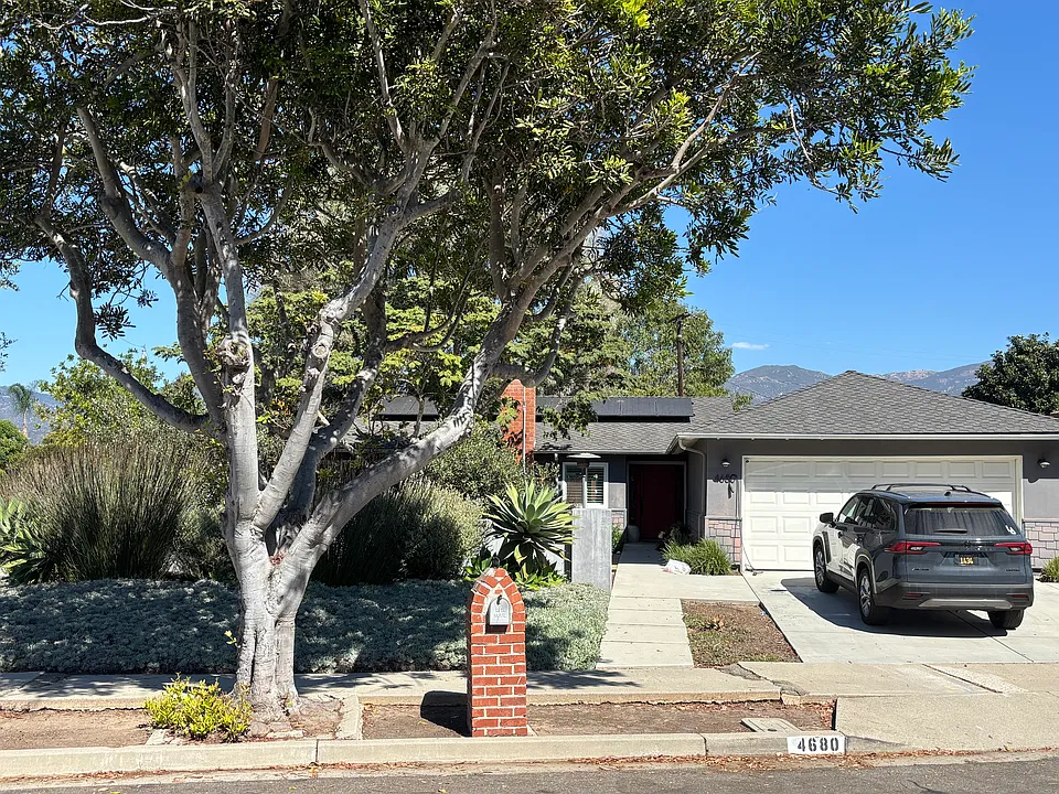 4680 La Loma Way