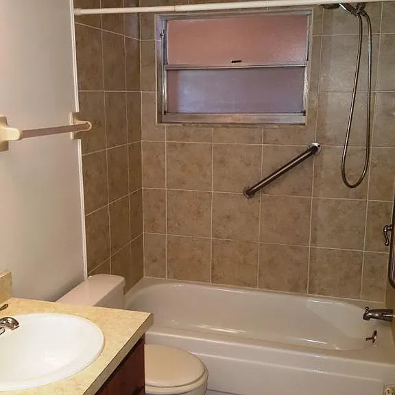 4600 98th Way N #D306 — Photo 11