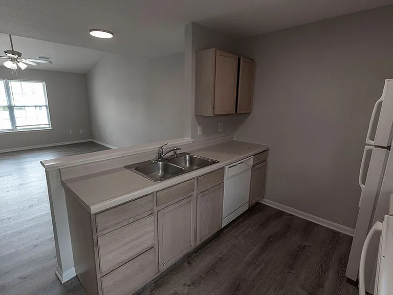 4305 Derby Ridge Dr — Photo 8