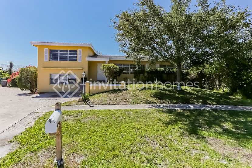 1st image of 1707 Katherine Ct