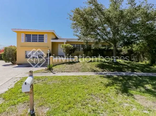 1707 Katherine Ct, Lake Worth, FL 33461