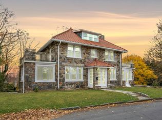 1 Highview Pl, White Plains, NY 10604