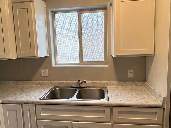 2nd image of 172 N 5th Ave #2