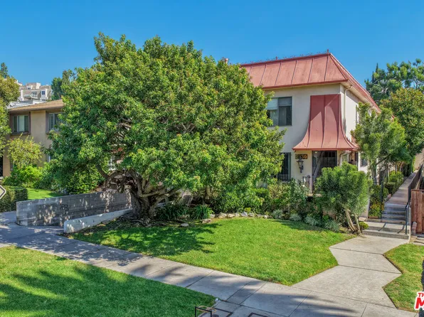 2130 N Beachwood Dr, Los Angeles, CA 90068