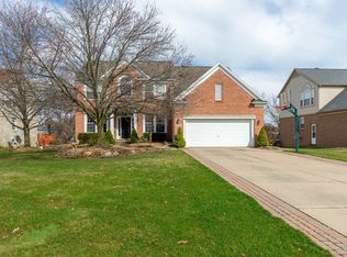 284 Falling Brook Dr, Troy, MI 48098