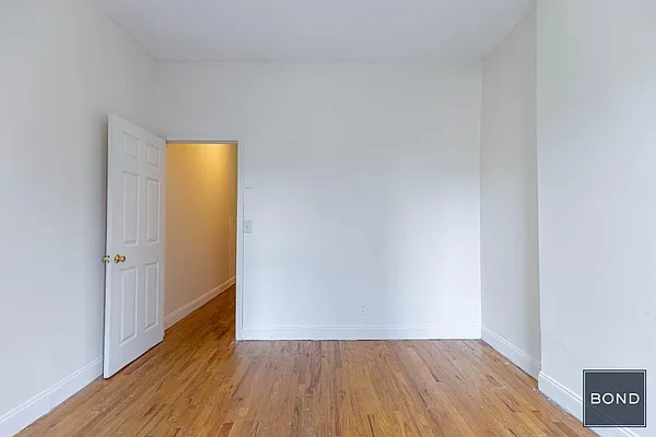 Rented by Bond New York | media 2