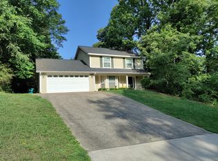 461 Springfield Dr, Woodstock, GA 30188