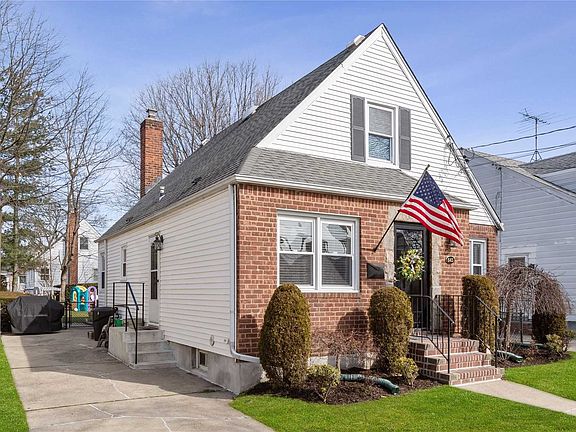 2nd image of 543 Stewart Ave