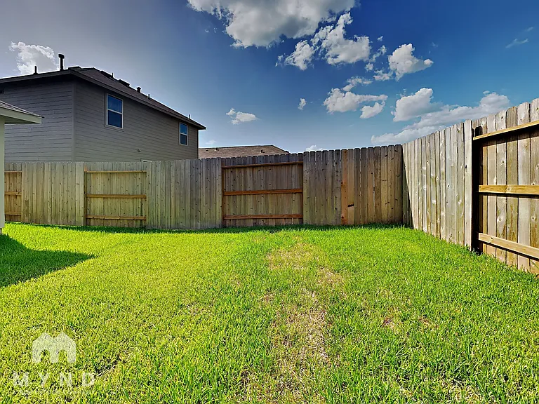 18559 Cepagatti Dr — Photo 17