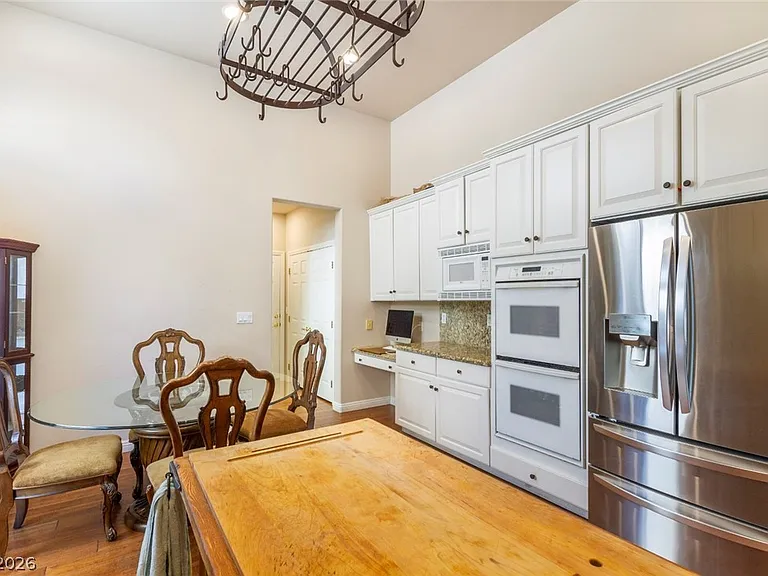 2215 Scarlet Rose Dr — Photo 16