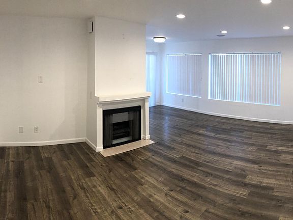 5th image of 920 N Alfred St APT 101