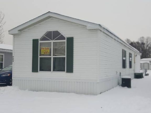 2nd image of 705 Redwood Dr