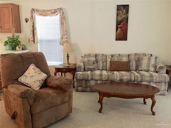 3rd image of 410 Cory Dr