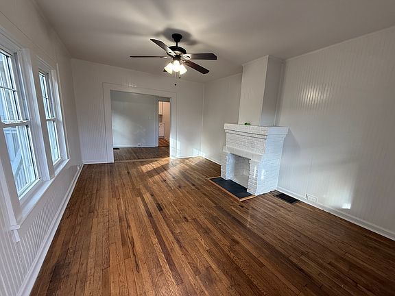 3rd image of 48 Gray St