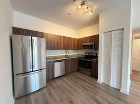 4260 Lakewood Rd