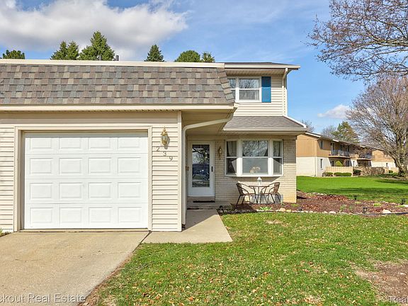2nd image of 239 Churchgrove Rd
