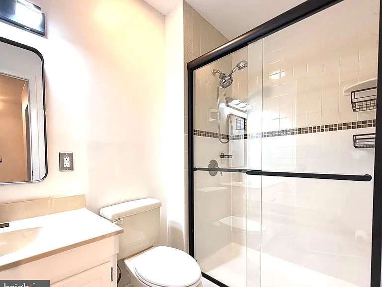 532 Riviera Dr #B — Photo 21