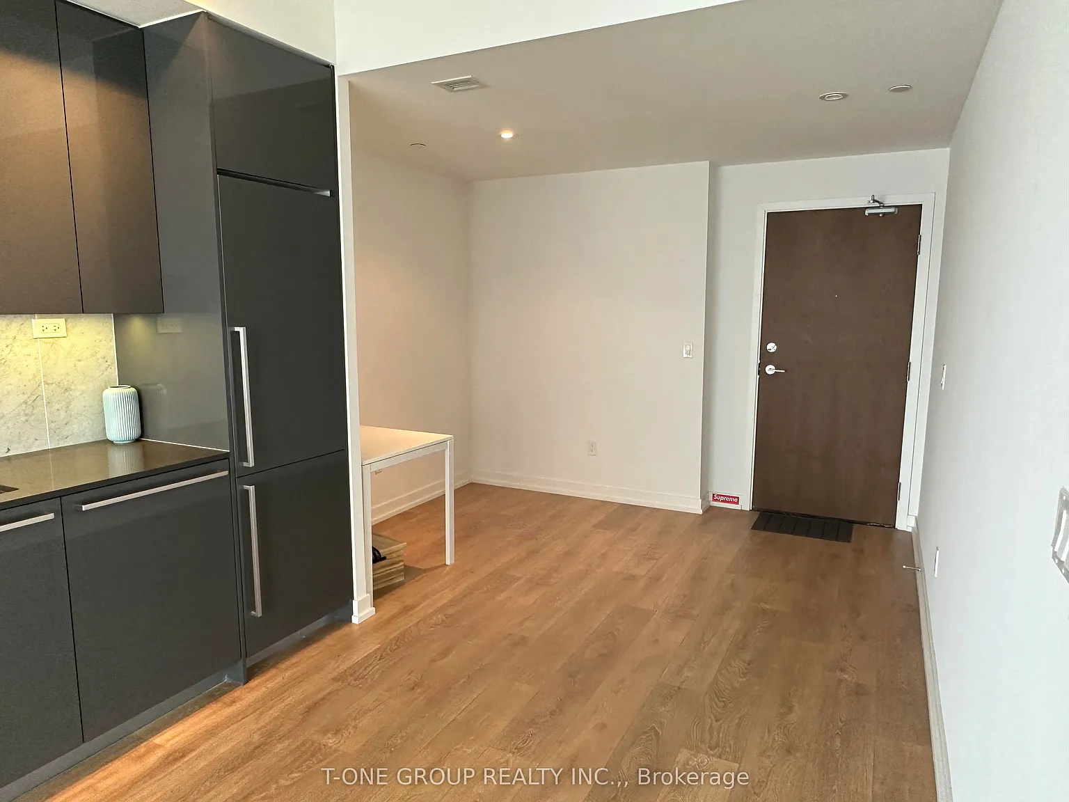 2 bed, $2,400 — Photo 2