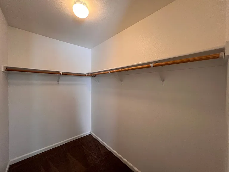 655 Sunny Lane — Photo 28