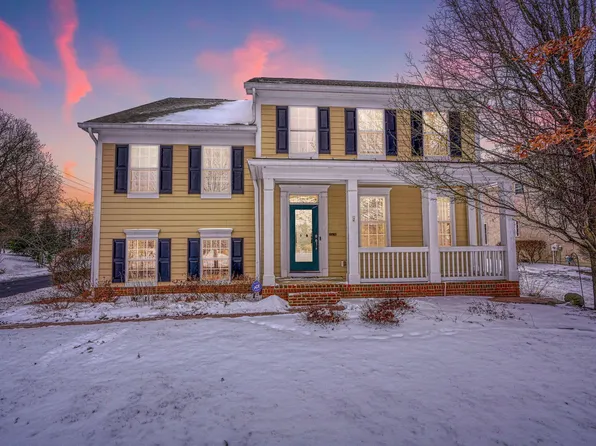 2968 Prairie Dr, Lewis Center, OH 43035