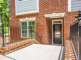 45 Brownstone Ln, Southern Pines, NC 28387