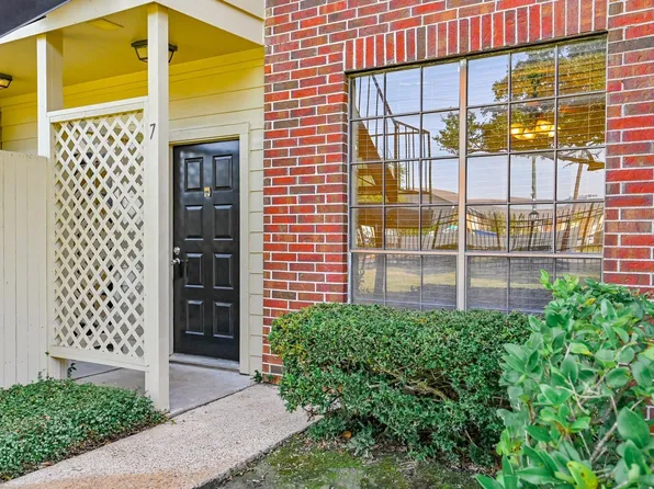 8055 Cambridge St APT 7, Houston, TX 77054